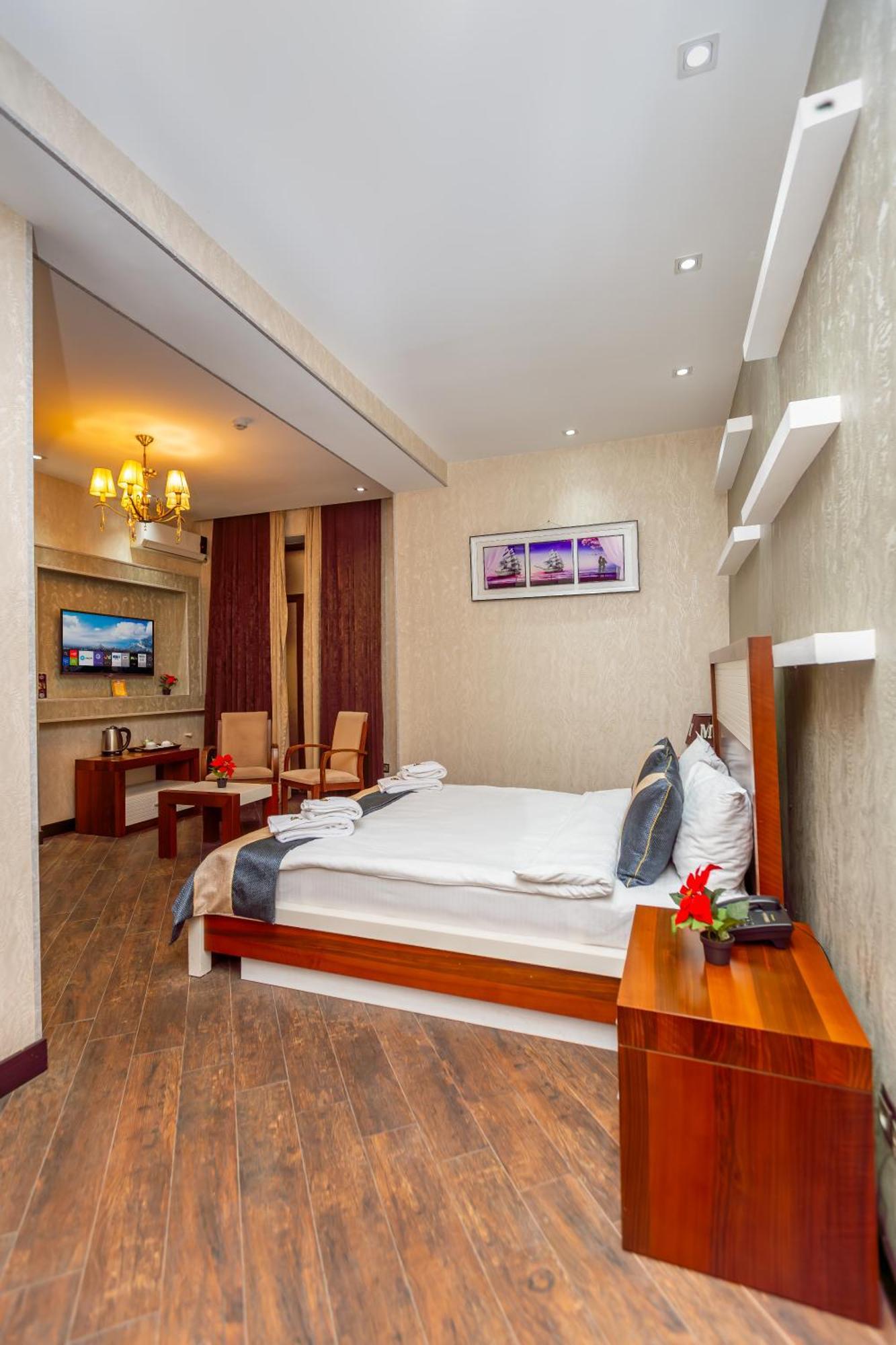 Manor Luxury Hotel บากู ภายนอก รูปภาพ